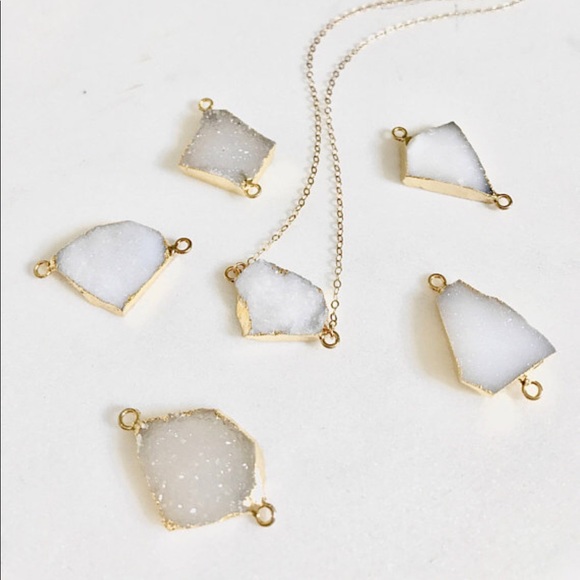 DRUZY Quartz Freeform Necklace (J8) - Picture 2 of 5